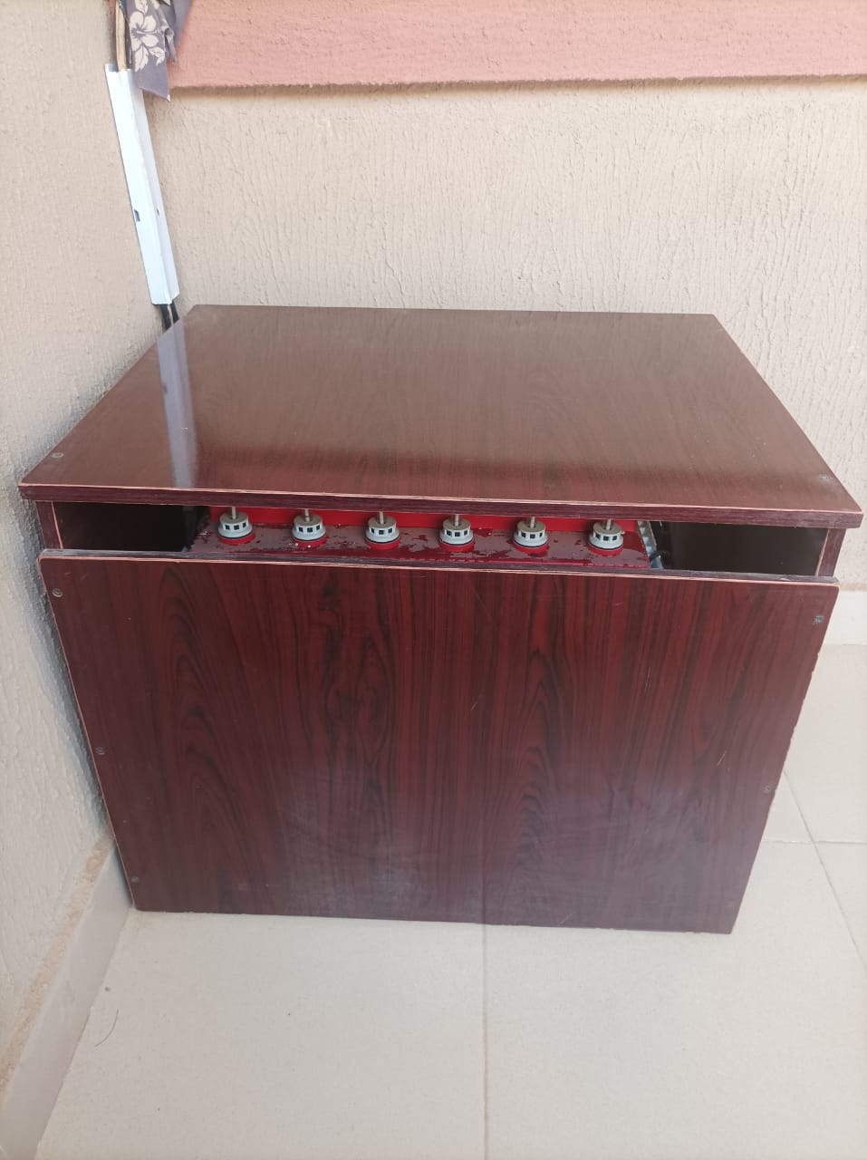 Double battery tubular battery rack